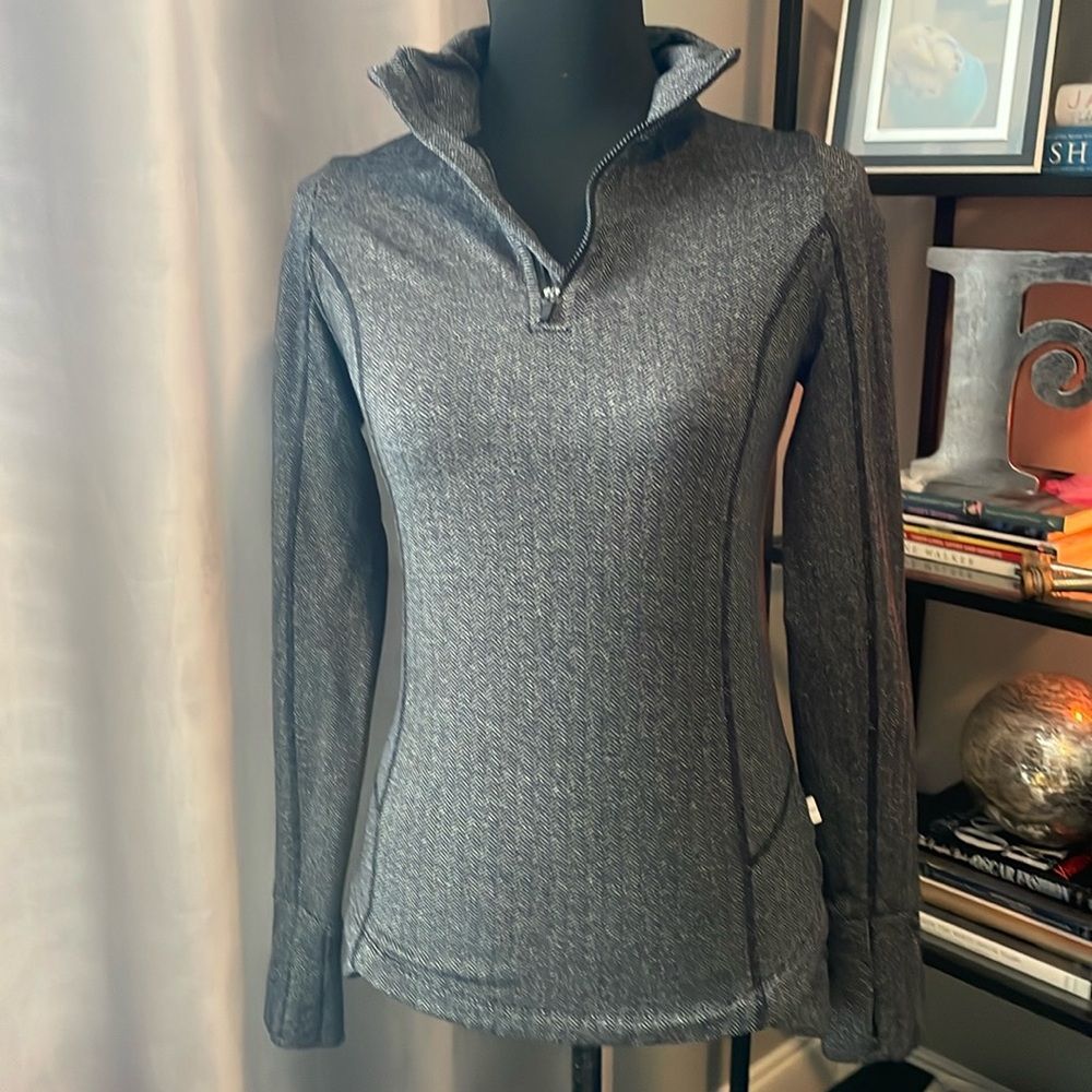 Mondetta Herringbone Performance/Active Top - image 1